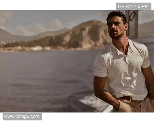 足球与黑帮的交错世界:一场激情与阴暗的较量 足球与黑帮的交错世界:一场激情与阴暗的较量